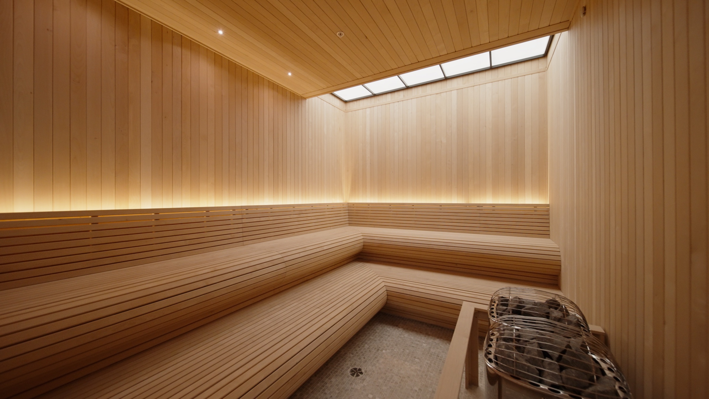 Sauna scandinave en bois clair